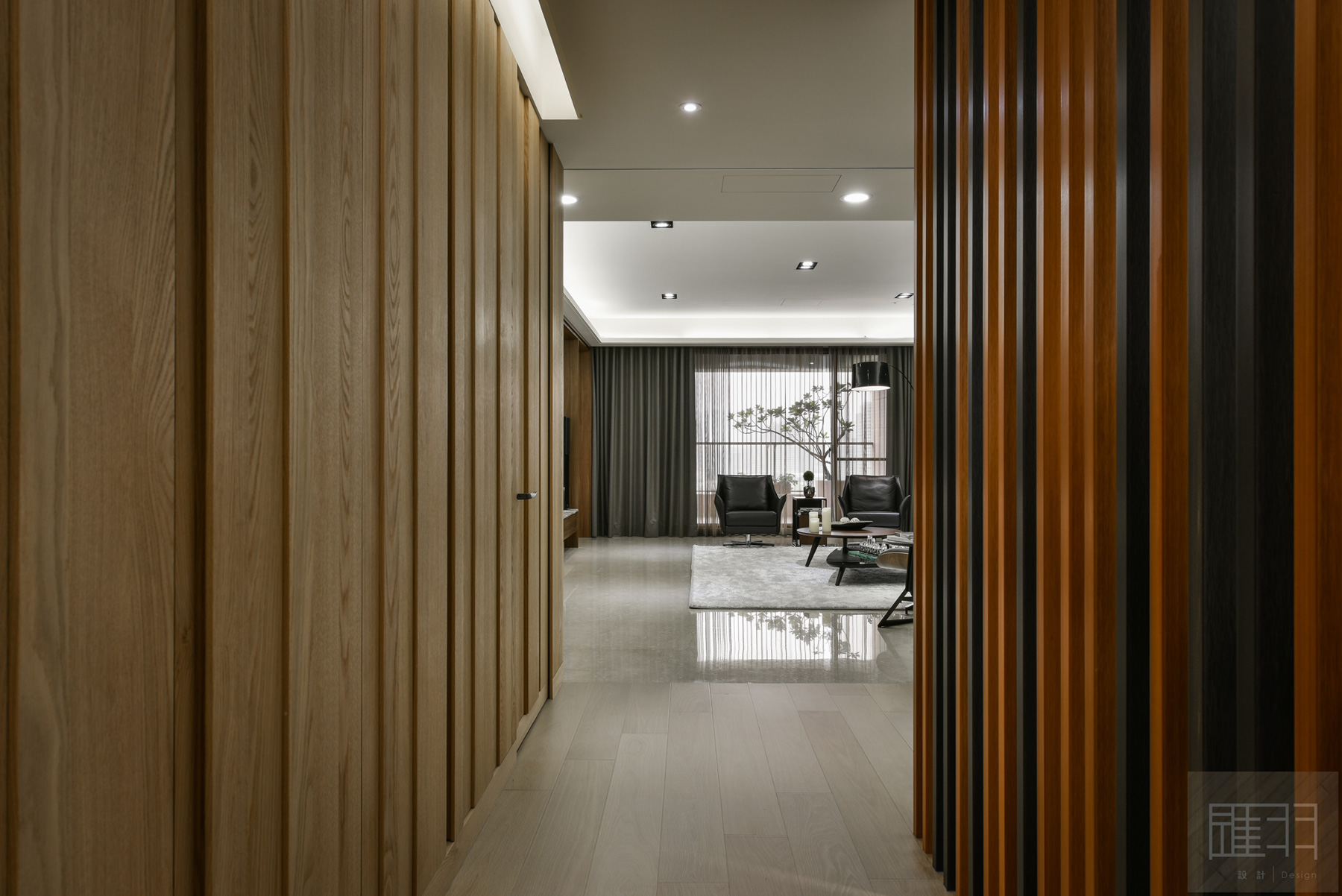 Wood and earthy colour palette modern apartment by Manson Hsiao of Hui-yu Interior Design-03