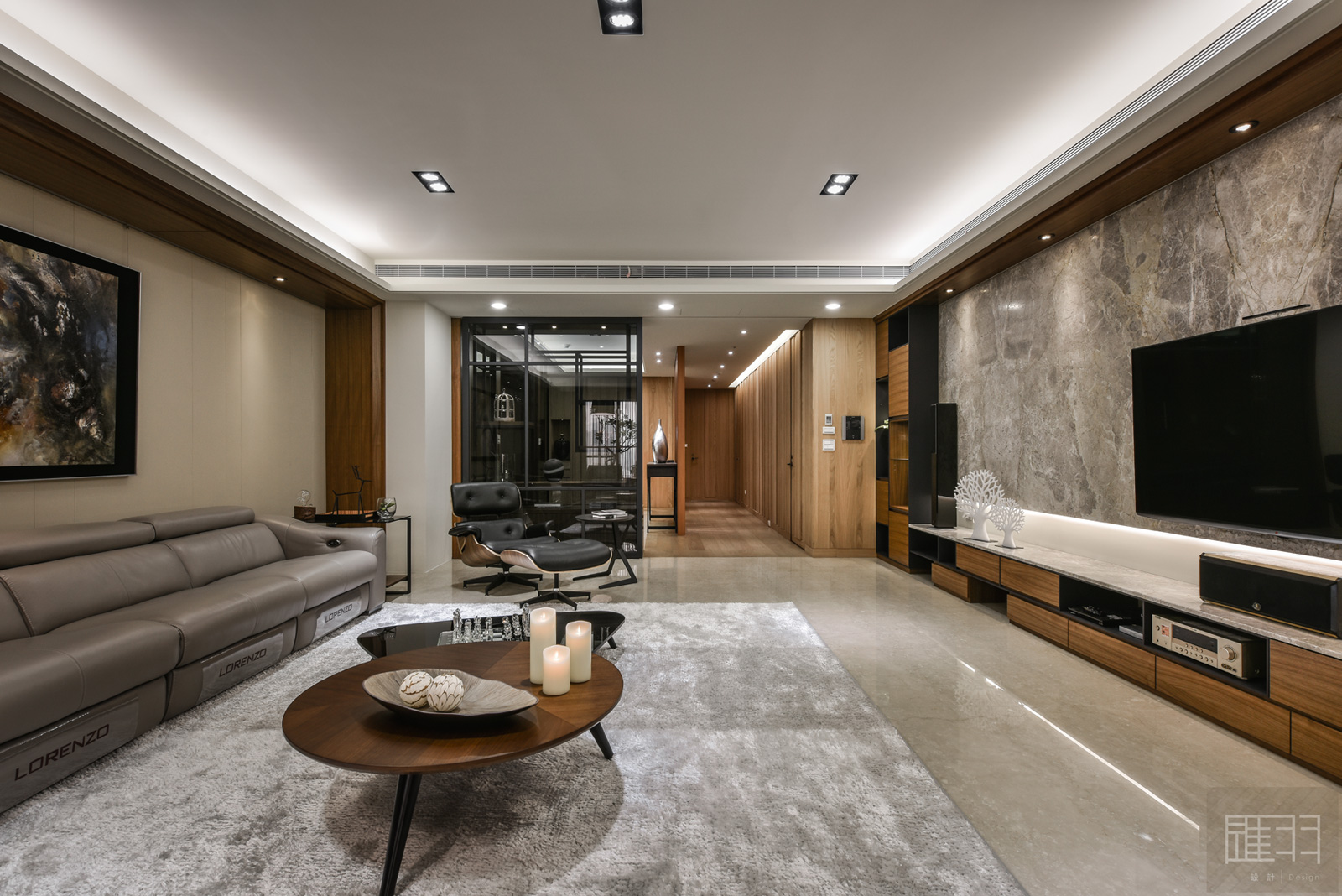 Wood and earthy colour palette modern apartment by Manson Hsiao of Hui-yu Interior Design-09