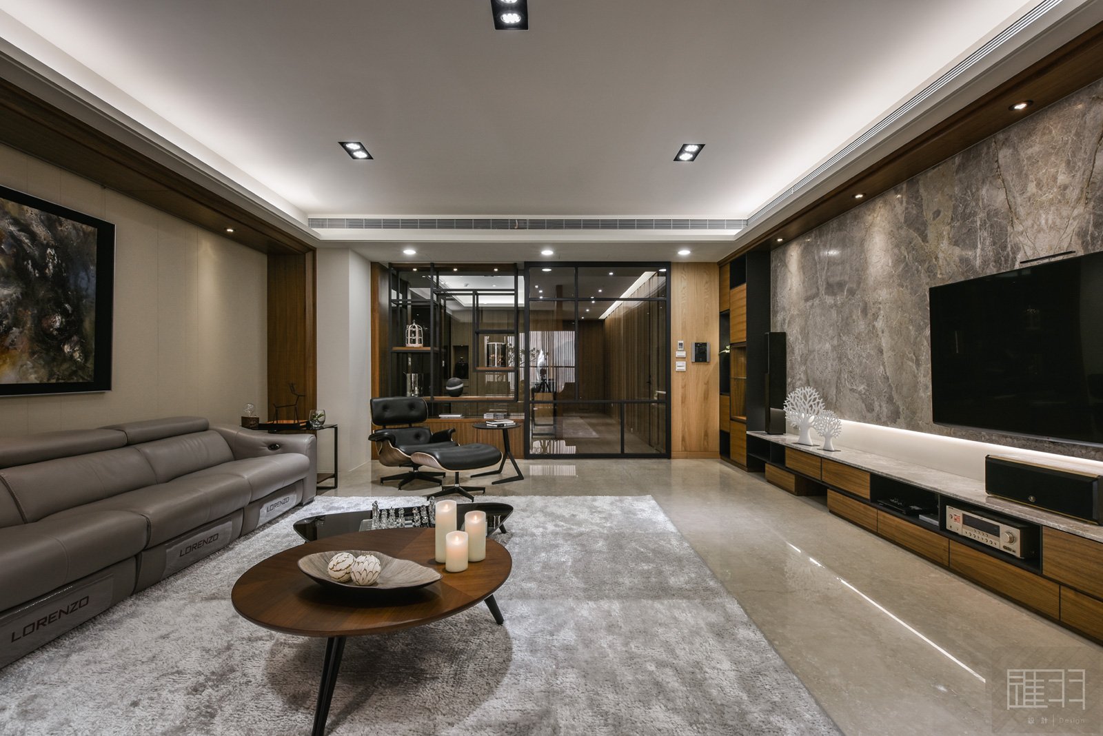 Wood and earthy colour palette modern apartment by Manson Hsiao of Hui-yu Interior Design-10