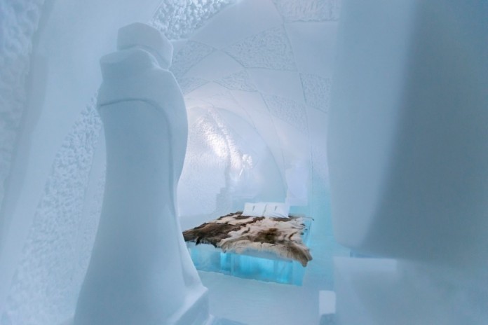 Ice Hotel: the world’s first and largest hotel built of snow and ice-14
