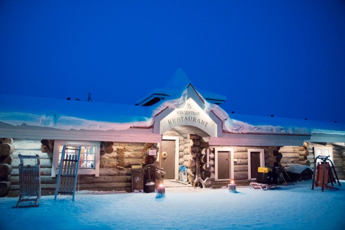 Kakslauttanen-Arctic-Resort-40