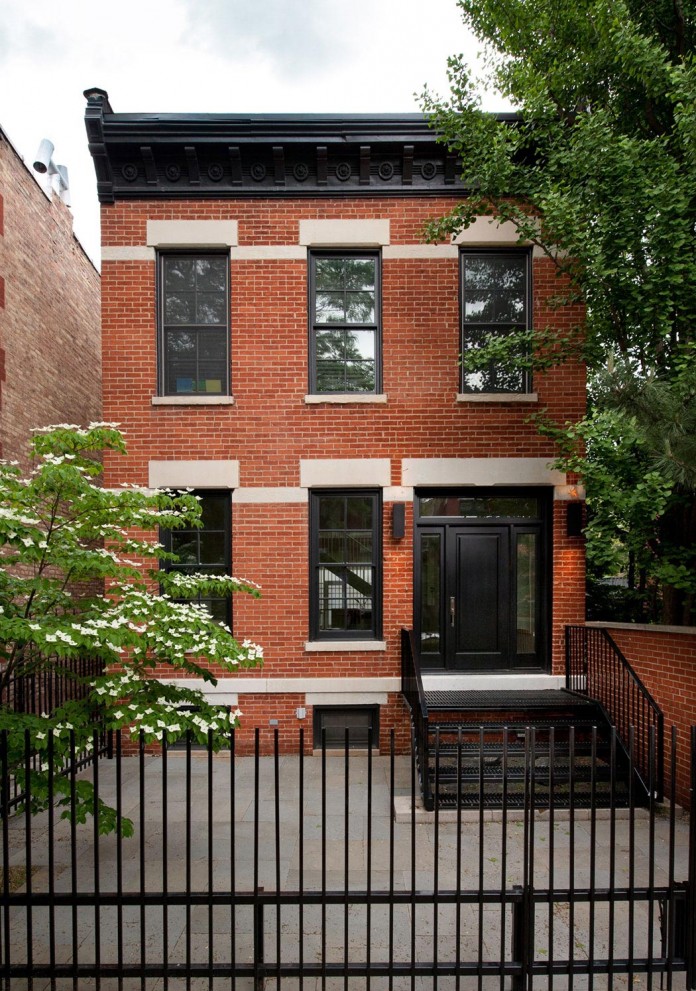 Modern-renovation-of-Webster-House-in-Lincoln-Park-by-Hufft-Projects-01
