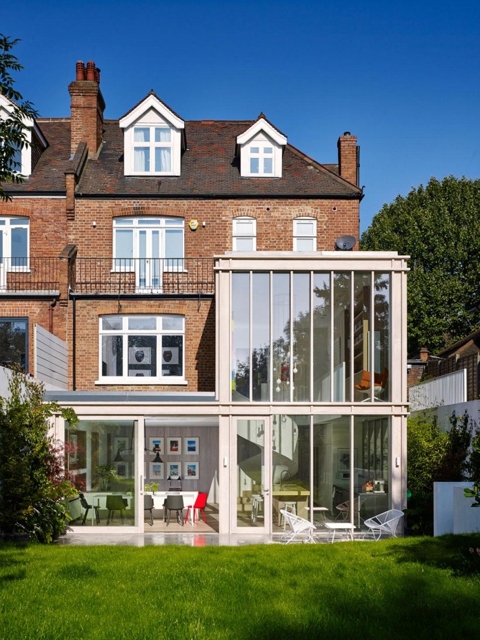 Beach-House-in-London-by-Andy-Martin-Architecture-01