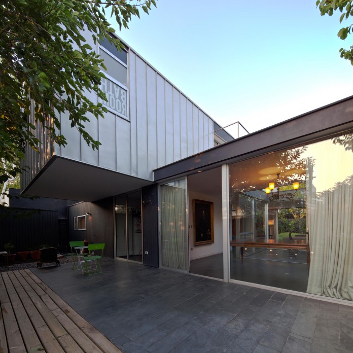 Casa-Vitacura-by-Riesco--Rivera-architects-06