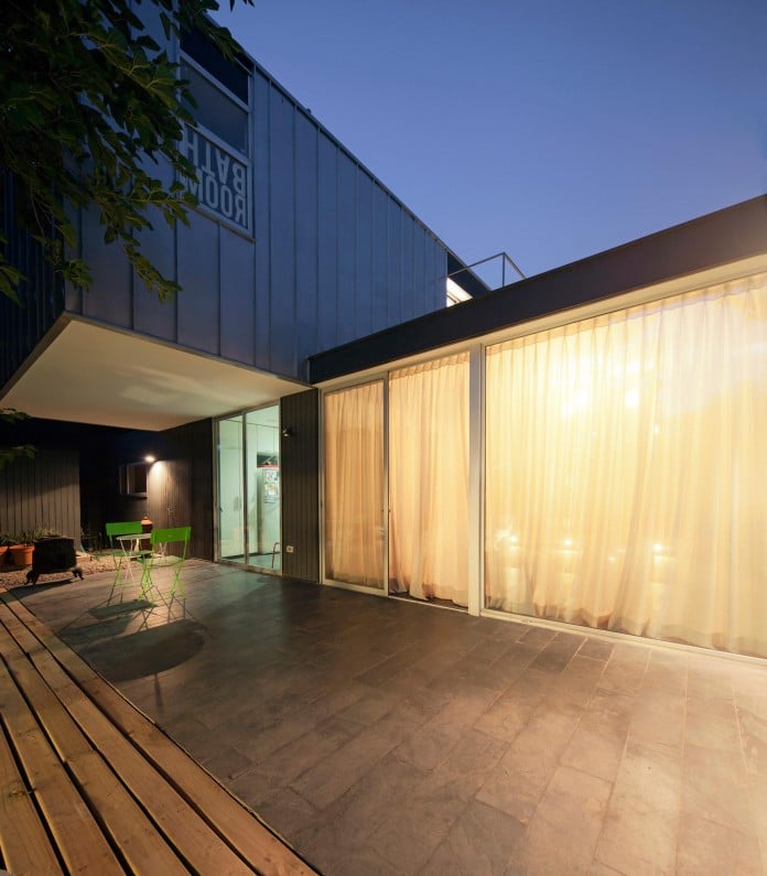 Casa-Vitacura-by-Riesco--Rivera-architects-11
