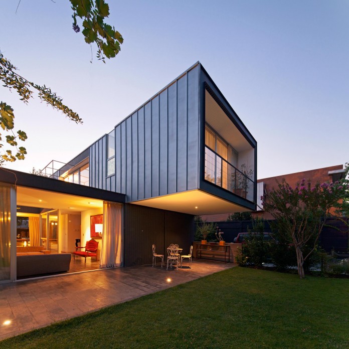 Casa-Vitacura-by-Riesco--Rivera-architects-13