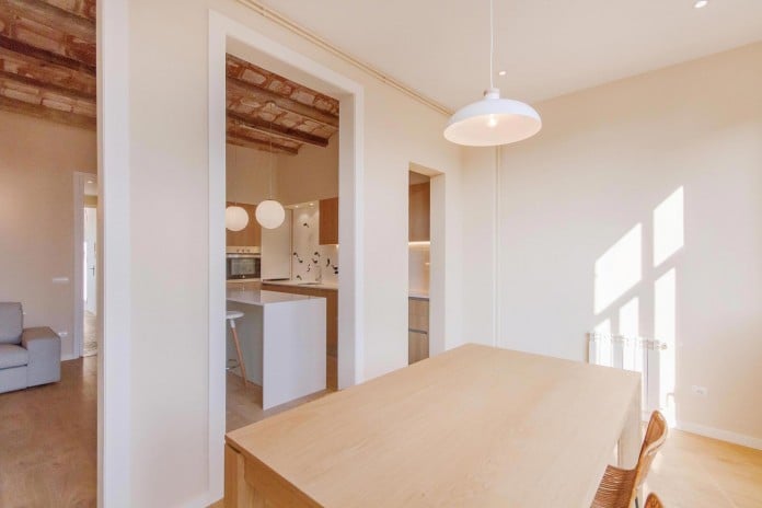 Charming-apartment-in-the-Gracia-district-in-Barcelona-by-Piedra-Papel-Tijera-Interiorismo-10