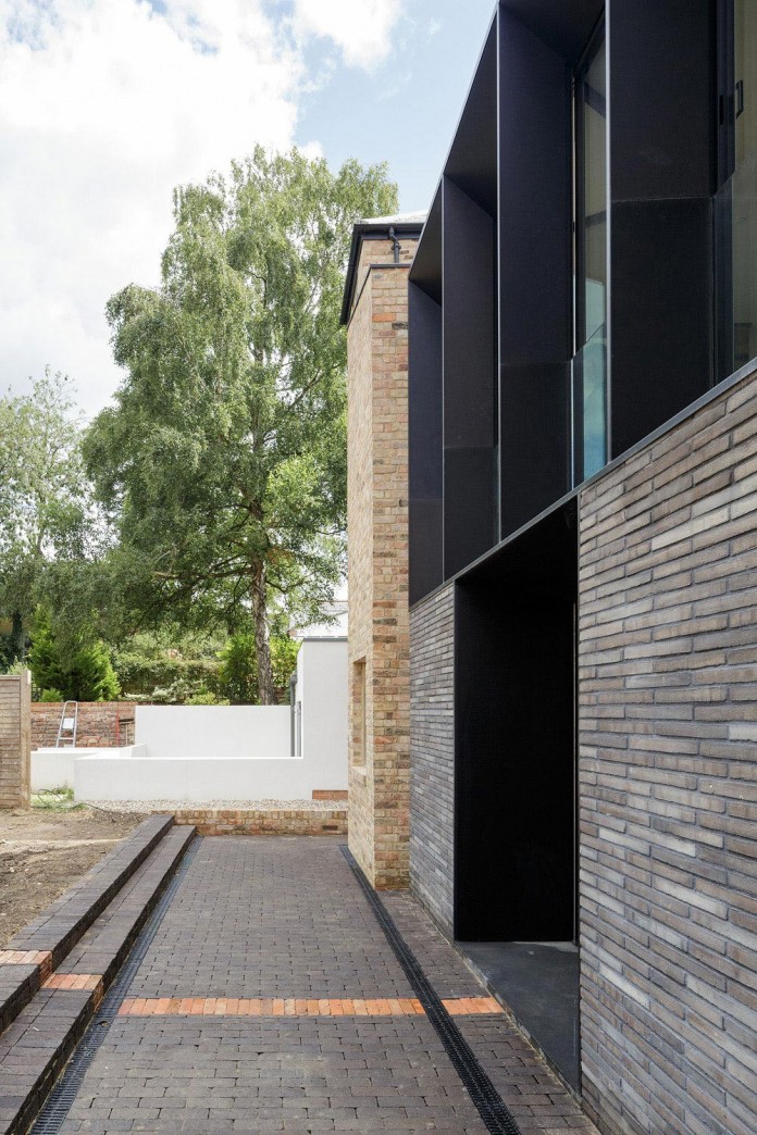 Conversion-of-two-semi-detached-residences-in-central-Oxford-into-one-family-home-by-Delvendahl-Martin-Architects-01