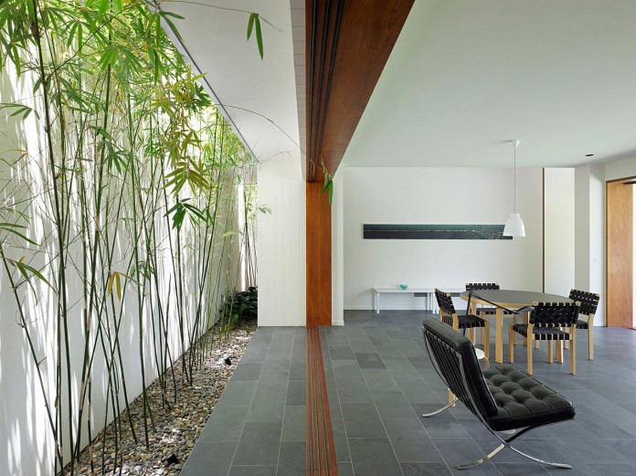 Fig-Tree-Pocket-House-2-by-Shane-Plazibat-Architects-07