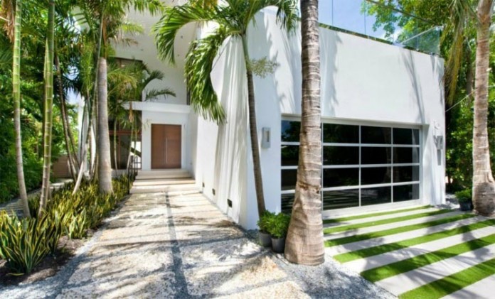 Miami-Beach-Residence-by-Luis-Bosch-06