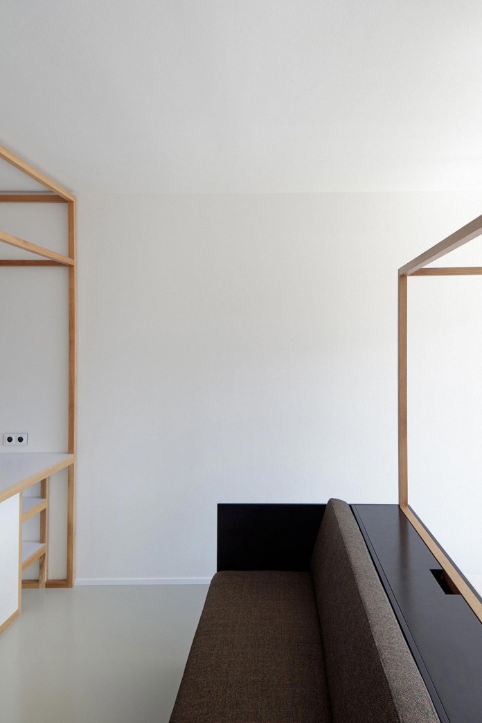 Minimalist-Guest-Apartment-in-Prague-by-Mjolk-Architects-&-DDAANN-06