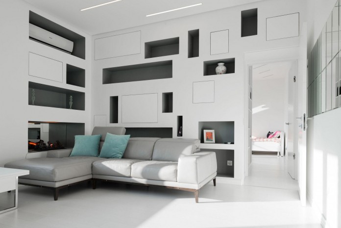 Modern-fully-white-apartment-in-Moscow-by-Shamsudin-Kerimov-11