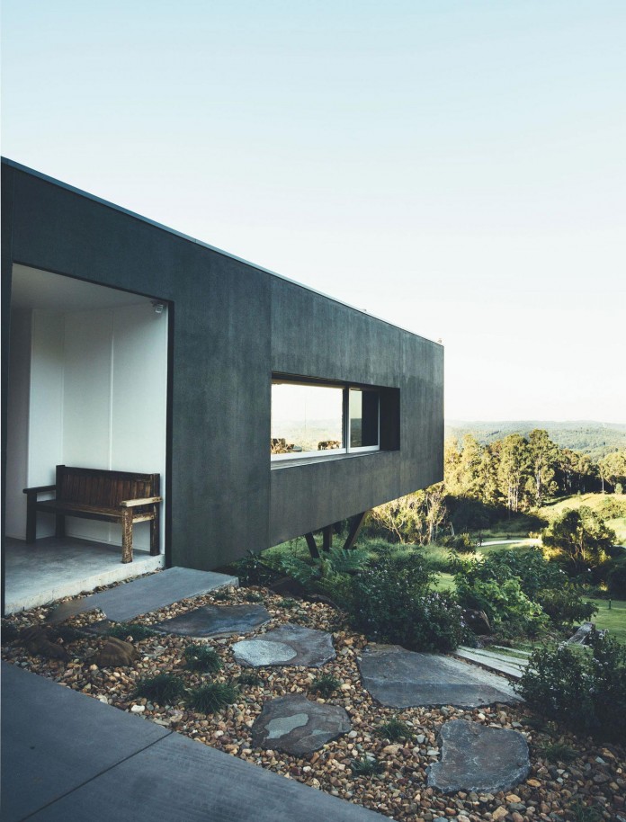Stealth-Eco-Friendly-Home-on-the-Sunshine-Coast-by-Teeland-Architects-04