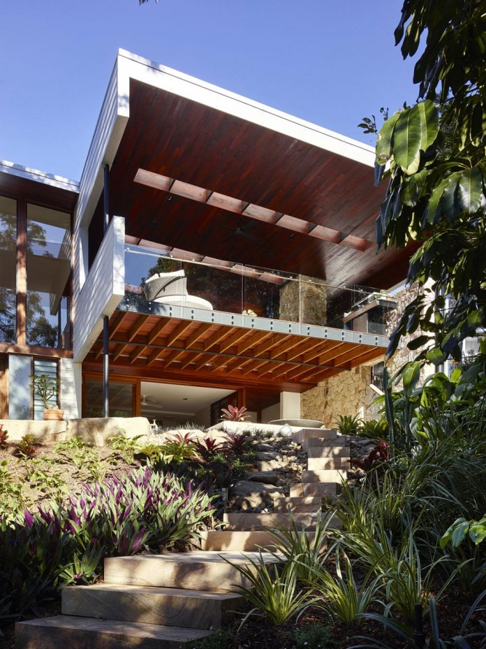 The-Creek-House-by-Shaun-Lockyer-Architects-02