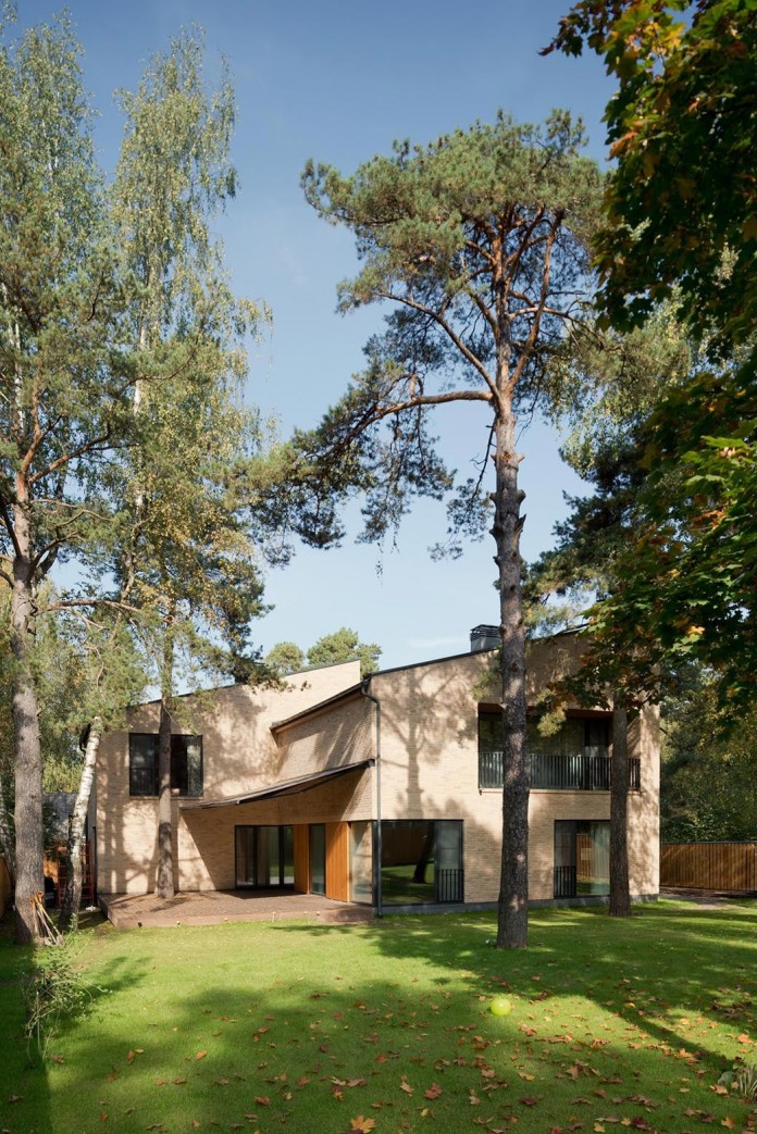 Villa-Rastorguyevo-by-Gikalo-Kuptsov-Architects-09