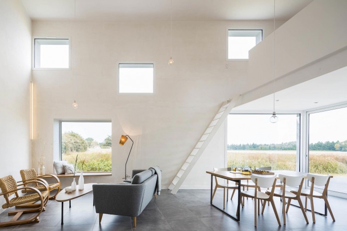 house-for-a-photographer-near-brittany-france-by-studio-razavi-architecture-15