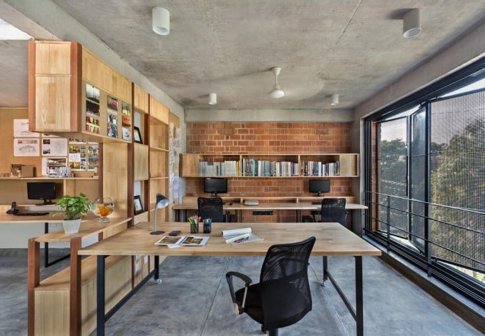 Architects-Home-and-Office-in-Bangalore-by-BetweenSpaces-04