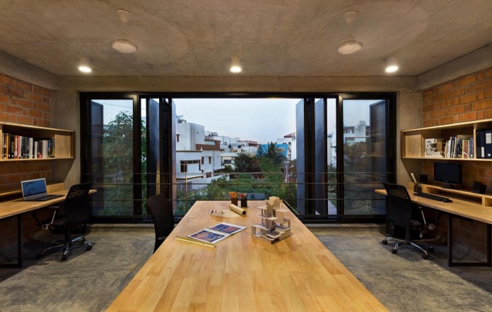 Architects-Home-and-Office-in-Bangalore-by-BetweenSpaces-07