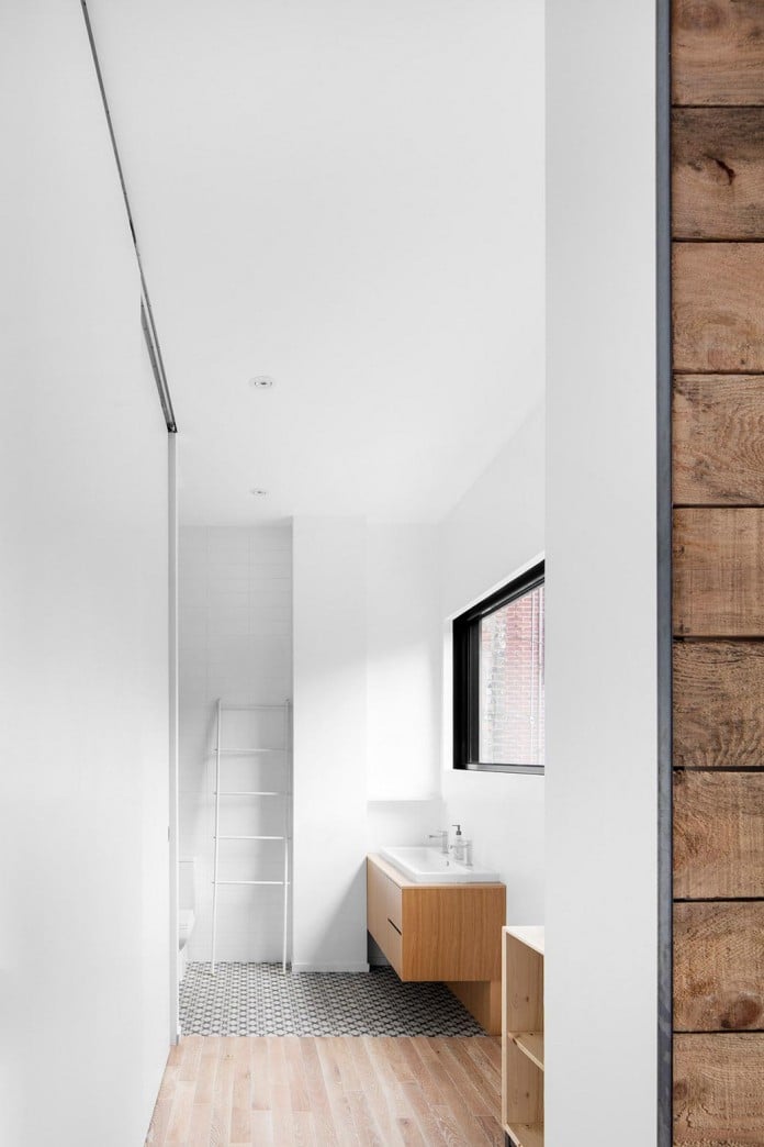Bright-Mentana-Townhouse-in-Montreal-by-EM-architecture-09