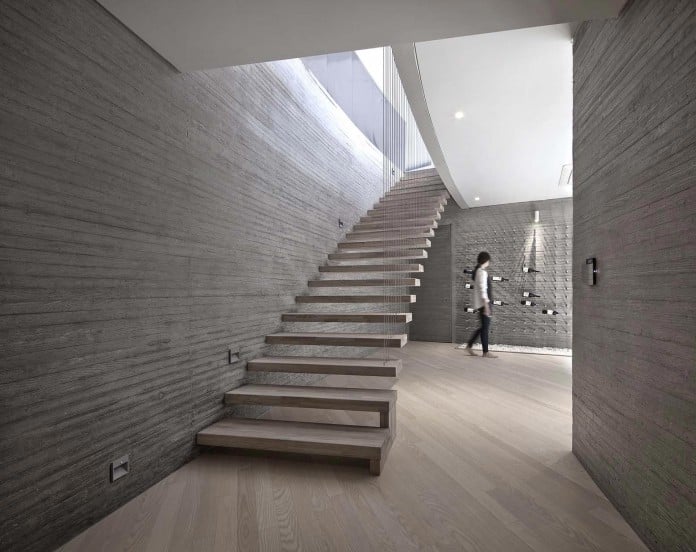 Concrete-Ultramodern-Sondo-House-in-South-Korea-by-architect-K-09