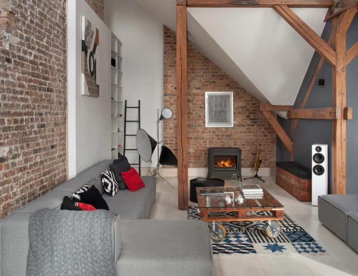 Contemporary-Attic-Apartment-in-the-Poznan-City-Center-by-Cuns-Studio-04