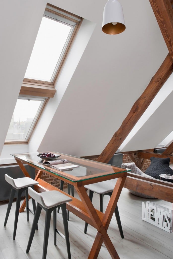 Contemporary-Attic-Apartment-in-the-Poznan-City-Center-by-Cuns-Studio-11