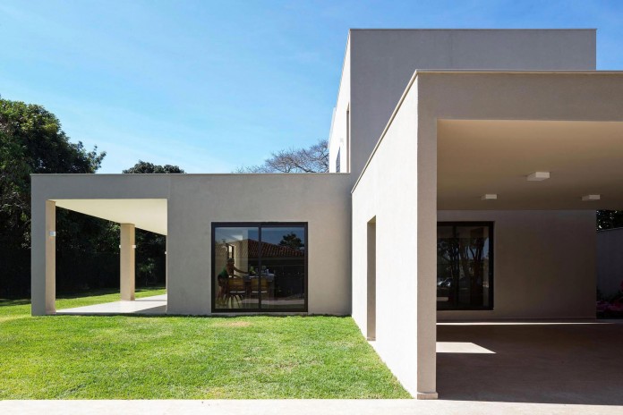 Contemporary-Paineira-House-by-Bloco-Arquitetos-15