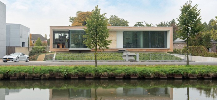 LIAG-architects-designed-M-House-in-The-Hague-01