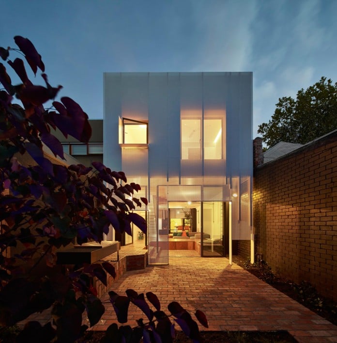 Mills-House-by-Andrew-Maynard-Architects-03