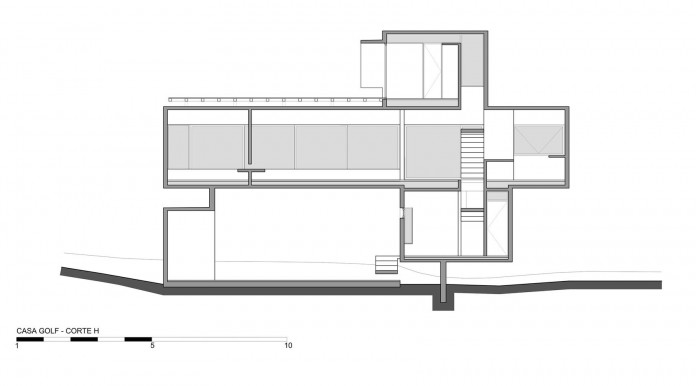 Modern-Concrete-Golf-House-by-Luciano-Kruk-Arquitectos-27