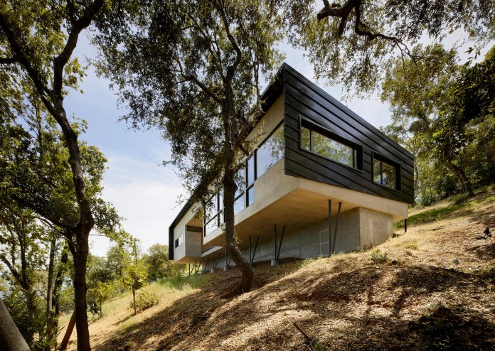 Overlook-One-story-Guest-House-by-Schwartz-and-Architecture-01