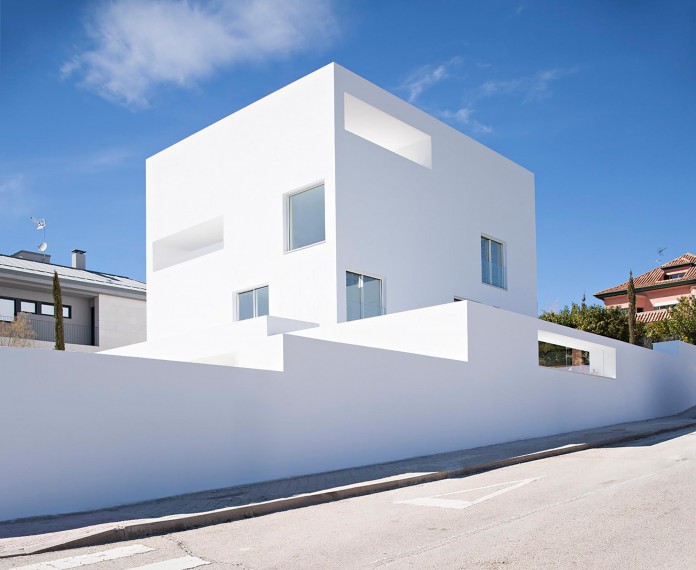 Raumplan-House-by-Alberto-Campo-Baeza-03