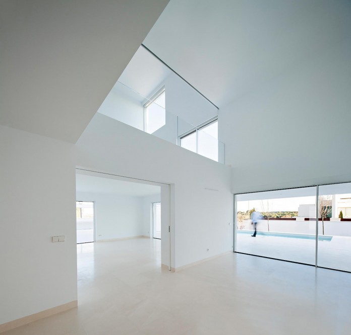 Raumplan-House-by-Alberto-Campo-Baeza-05