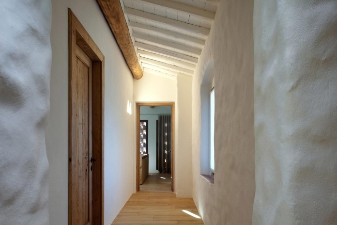 Renovation-of-a-19th-century-old-country-house-in-Lucca-by-MIDE-architetti-12