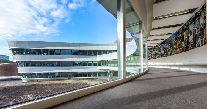 Tetra-Office-Building-for-the-Research-Institute-Deltares-by-Jeanne-Dekkers-Architectuur-03