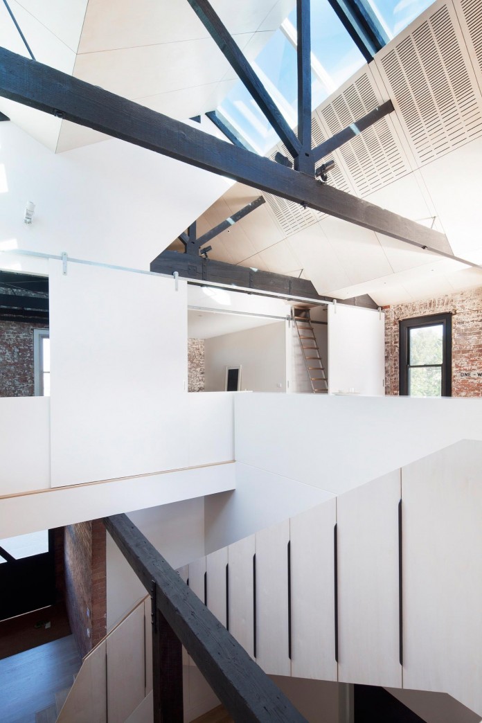 Warehouse-Converted-into-Water-Factory-Residence-in-Fitzroy-by-Andrew-Simpson-Architects-14