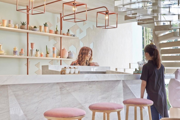 shugaa-dessert-bar-with-predominant-sugar-elements-by-party-space-design-11