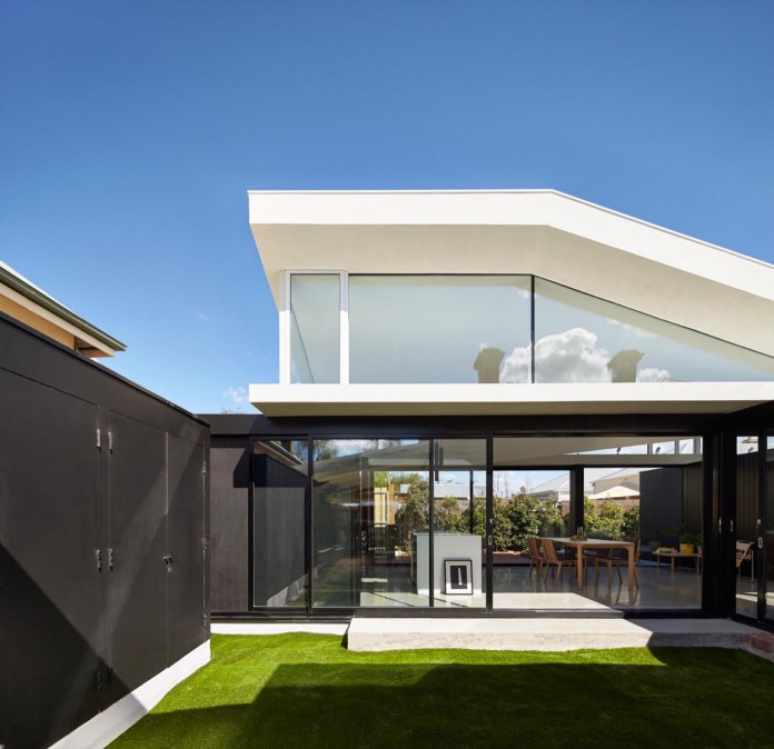 tunnel-house-a-renovation-of-a-double-fronted-cottage-in-melbourne-by-mo-do-01