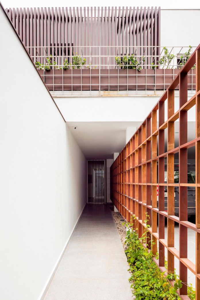 AA-House-by-Pascali-Semerdjian-Architects-04