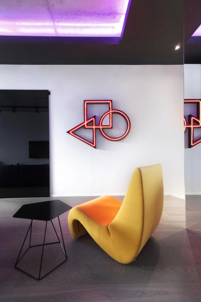 Neon-Grunwald-Apartment-in-Moscow-by-Geometrix-Design-03