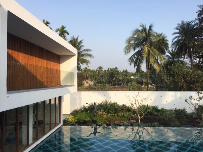 Pool-House-Set-amidst-lush-greens-of-rural-Bengal-by-Abin-Design-Studio-04