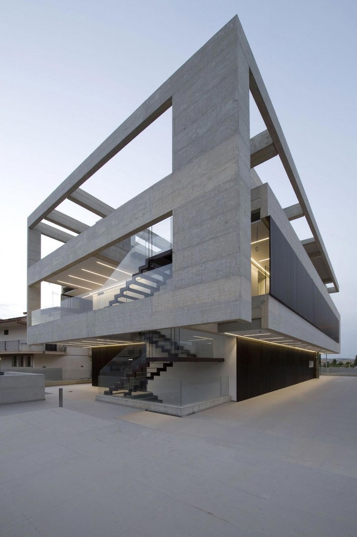 concrete-modern-nl-nf-villa-ragusa-italy-architrend-03