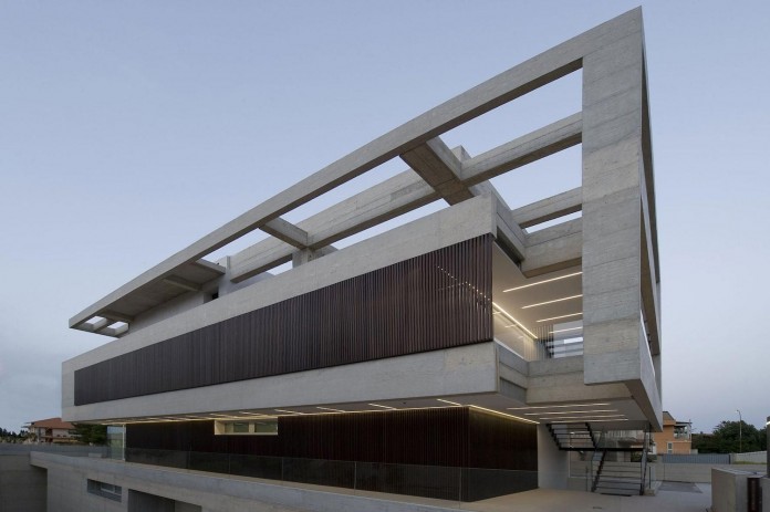 concrete-modern-nl-nf-villa-ragusa-italy-architrend-28