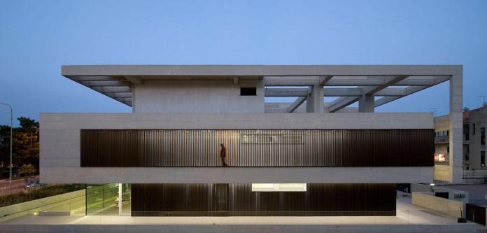 concrete-modern-nl-nf-villa-ragusa-italy-architrend-29