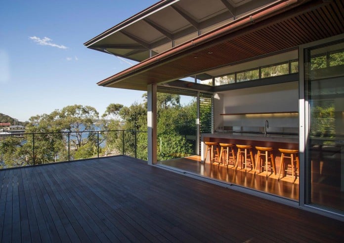 jodies-house-set-dramatic-steeply-sloping-site-views-beach-casey-brown-architects-07