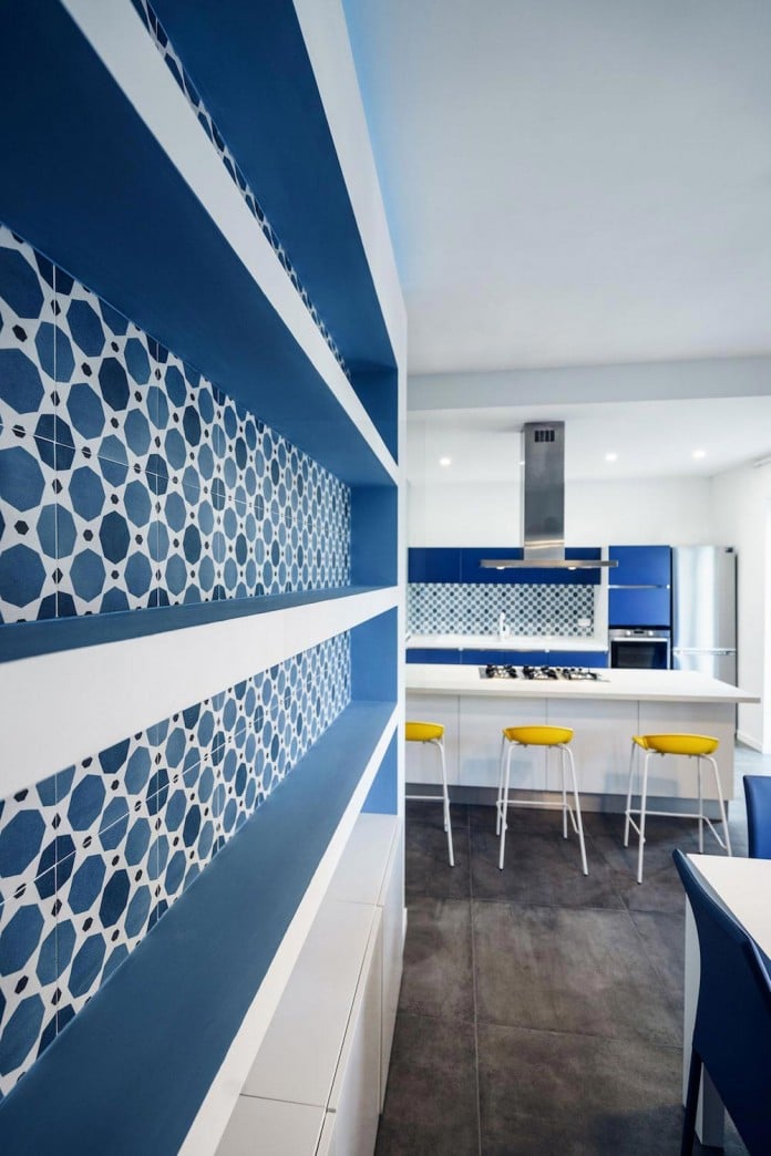 prismatic-blue-apartment-rome-italy-brain-factory-architecture-design-09