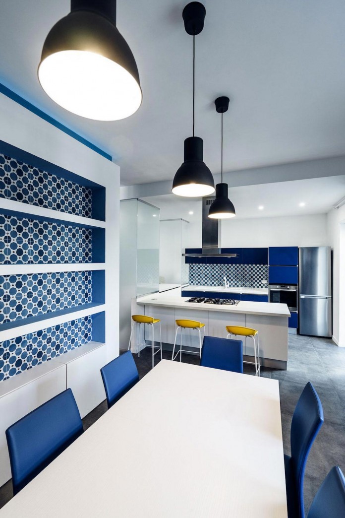 prismatic-blue-apartment-rome-italy-brain-factory-architecture-design-10