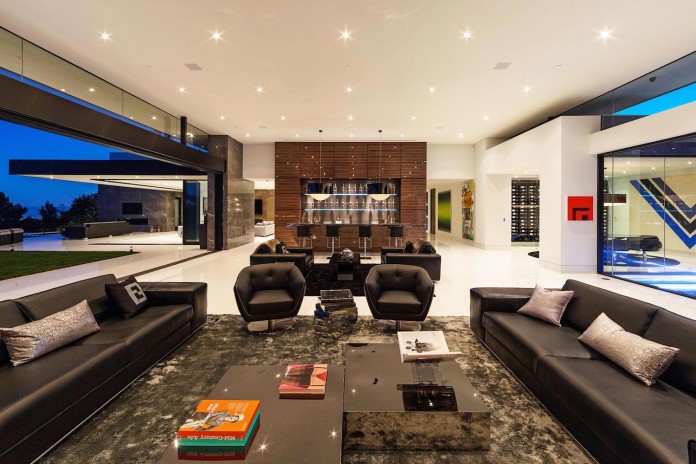 stradella-ultramodern-masterpiece-home-hollywood-hills-designed-paul-mcclean-27