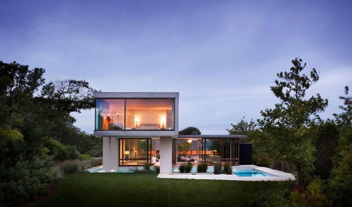 Steven-Harris-Architects-design-the-modern-The-Surfside-Residence-in-East-Hampton-03