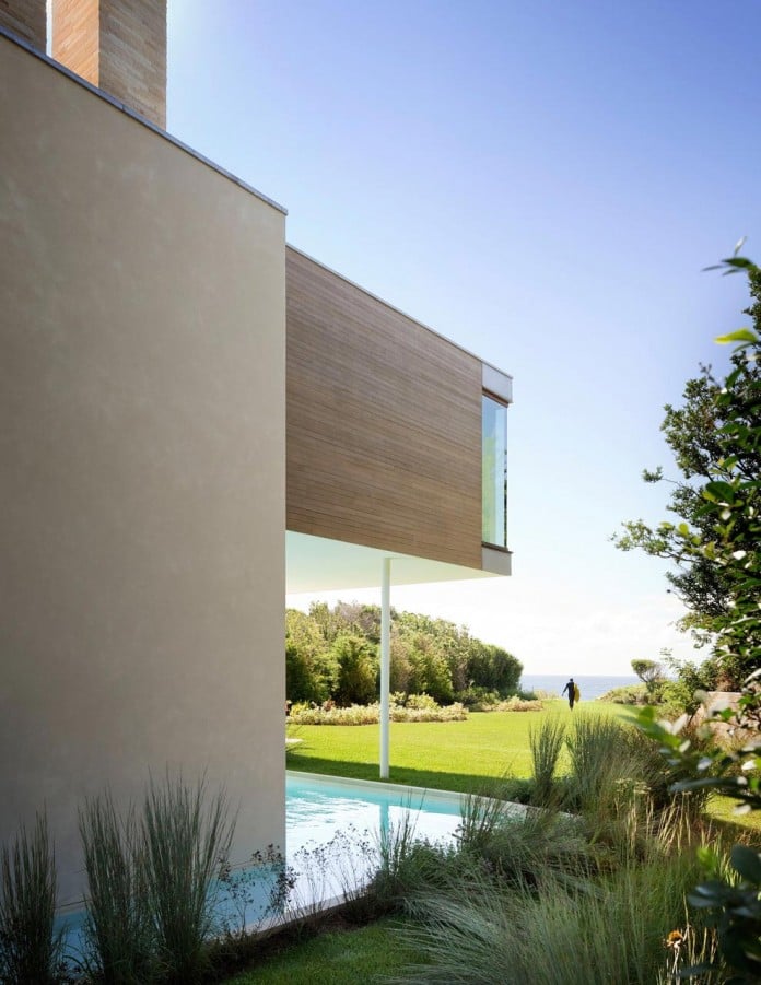 Steven-Harris-Architects-design-the-modern-The-Surfside-Residence-in-East-Hampton-04